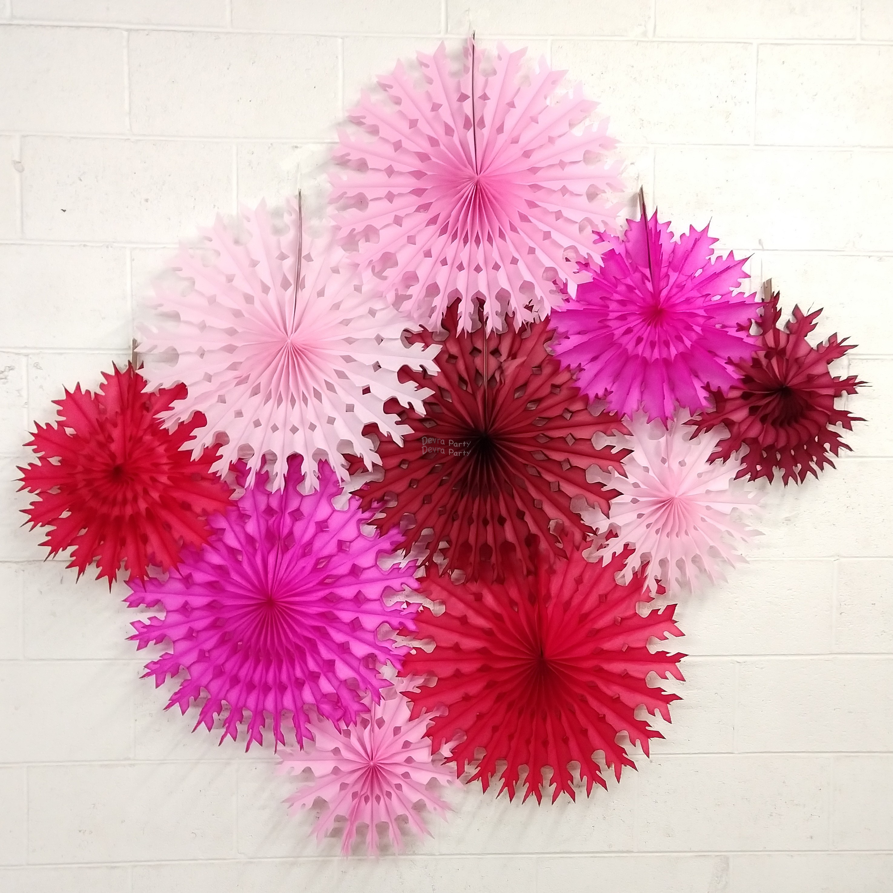 (image for) 10-piece Tissue Paper Snowflake Set, Red Pink Mix (single kit)